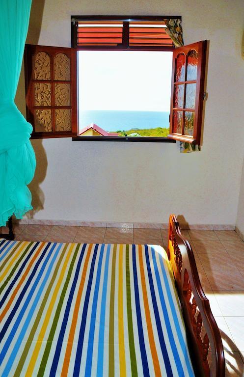 Les Merveilleux Flots de la Mer Deshaies Chambre photo